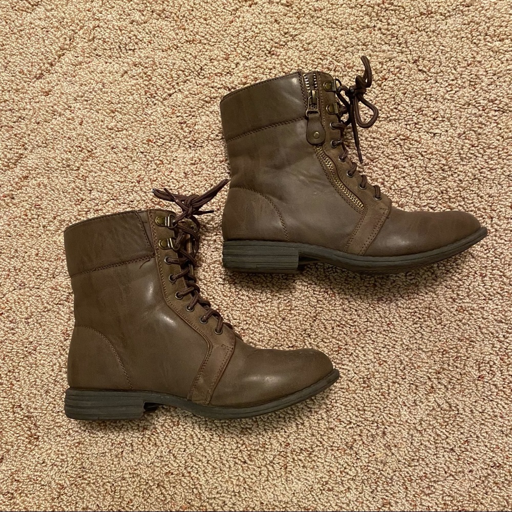 ‼️Vanity Combat Boots‼️